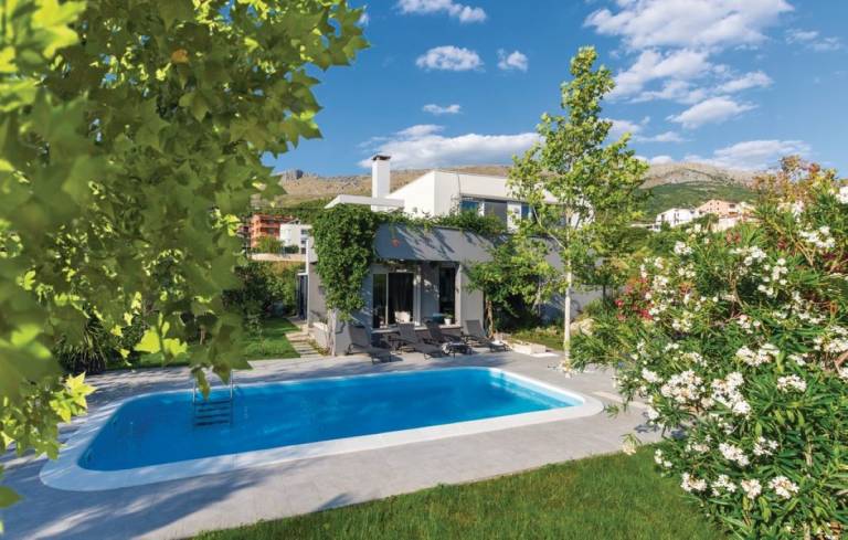 Villa Rasko with private heated pool near Split — photo 2
