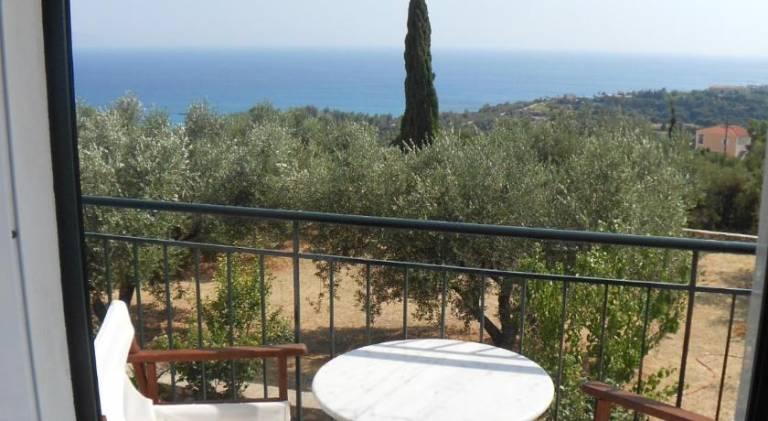 Holiday apartment with 1 room for 3 persons in Kefalonia