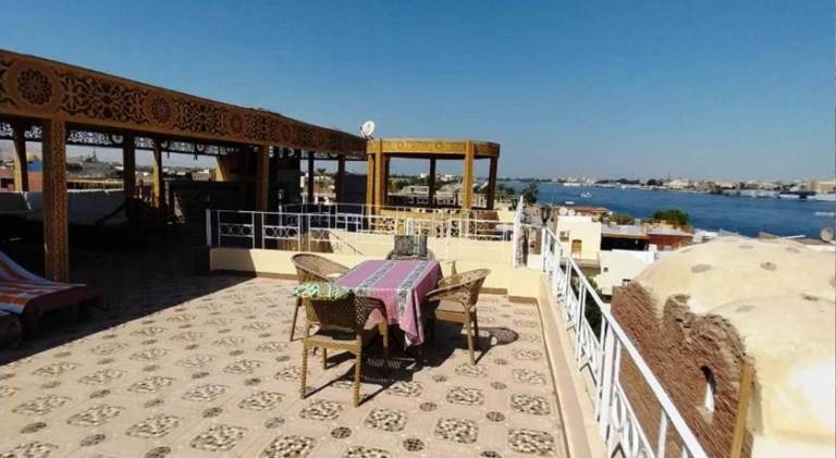 Holiday apartment with terrace, yard & pool | Near Luxor Temple — photo 3