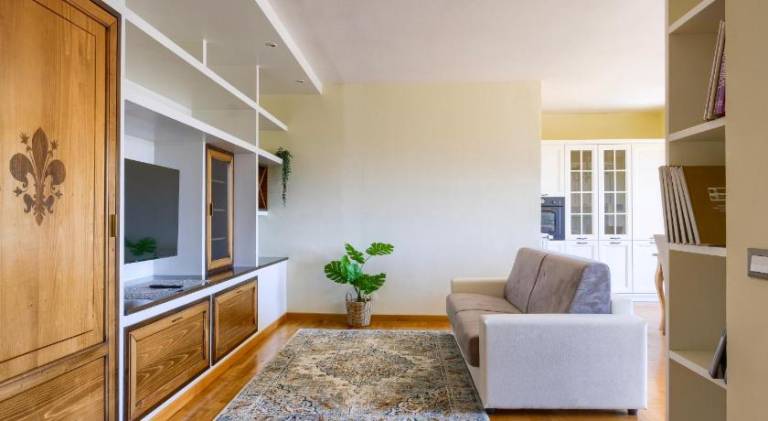 Rental apartment with terrace | Near Florence Cathedral in Santa Maria