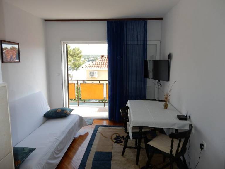 One bedroom apartment with balcony and sea view Lovište, Pelješac (A-15150-a) — photo 3