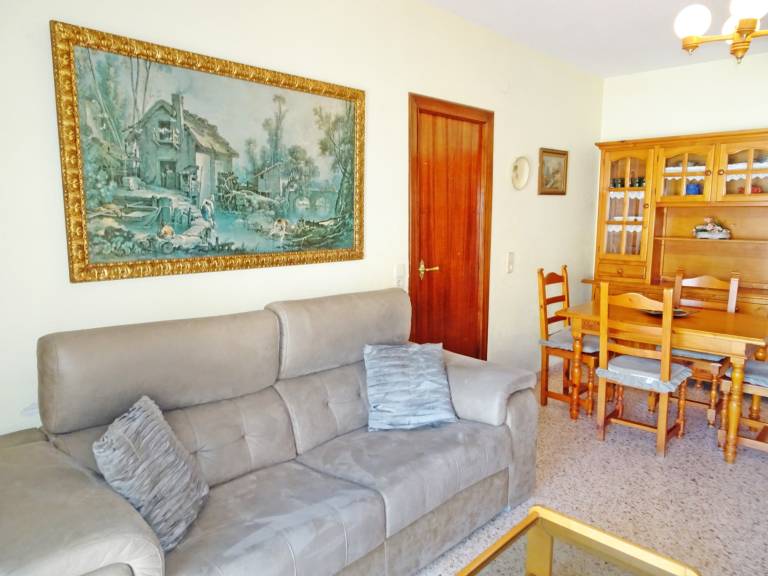 Family-oriented apartment with patio, garden & pool | Close to the beach | Pet-friendly — photo 4