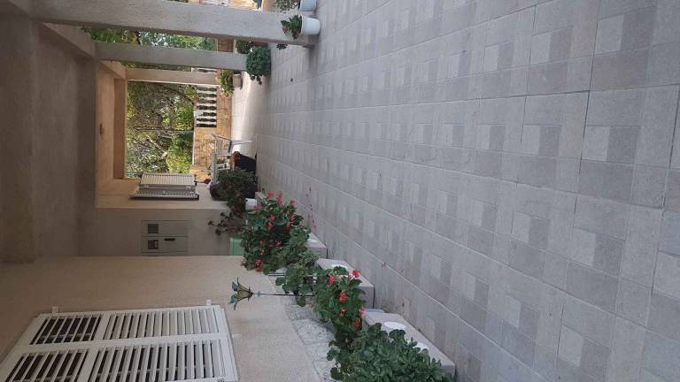 Holiday apartment with terrace — photo 2