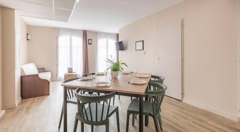Lovely serviced apartment with garden & patio | Suitable for remote work | Dogs allowed — photo 3