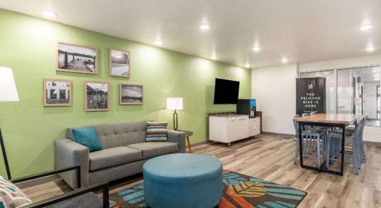 WoodSpring Suites Portland Vancouver — photo 2