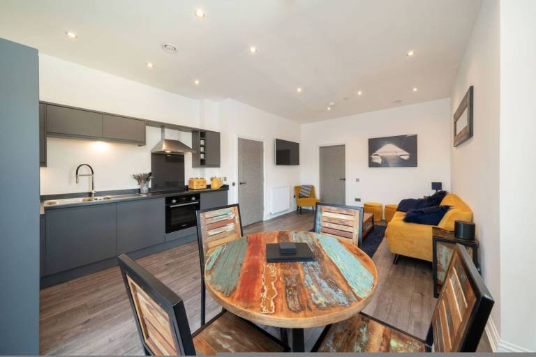 Holiday apartment with 2 rooms for 4 persons in Dundee