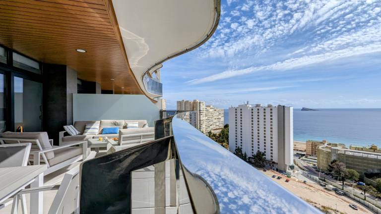 Family-oriented beautiful rental apartment with sauna, patio & heated pool | Sea view | Close to the beach | Dogs allowed — photo 2