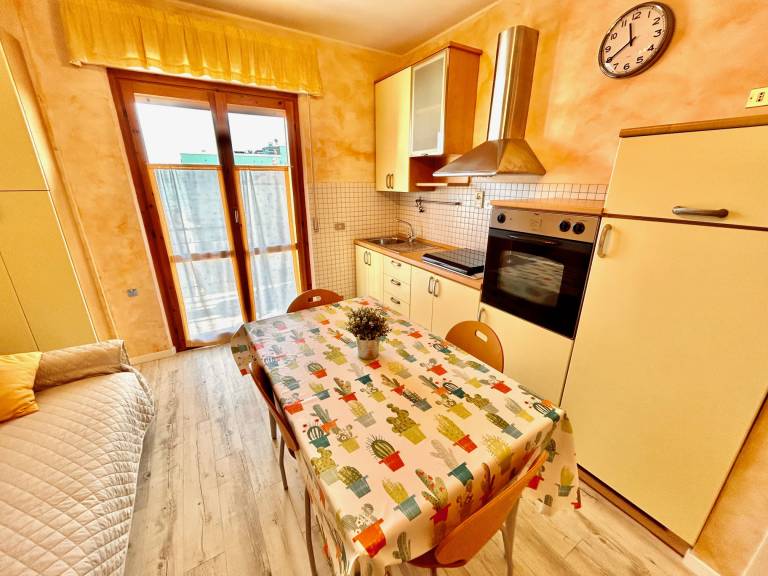 Apartment with patio | Sea view — photo 4