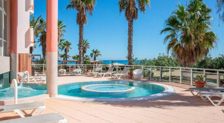 Grand Hotel Les Flamants Roses Thalasso & Spa — photo 2