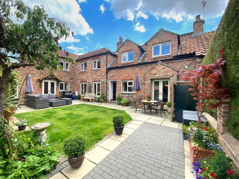 Nice cottage with garden | Pet-friendly in Harrogate