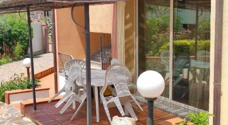 Pleasant rental apartment with yard | Next to the beach | Dogs allowed — photo 4