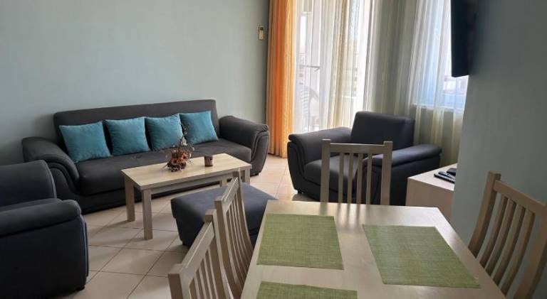 Holiday apartment with pool — photo 4