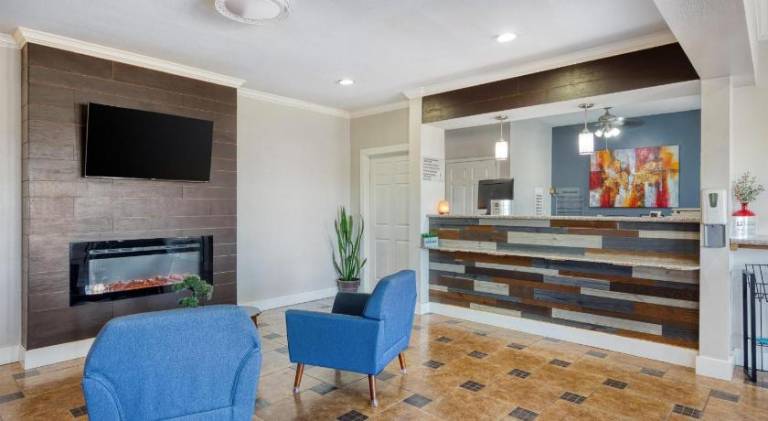 SureStay by Best Western Terrell — photo 3