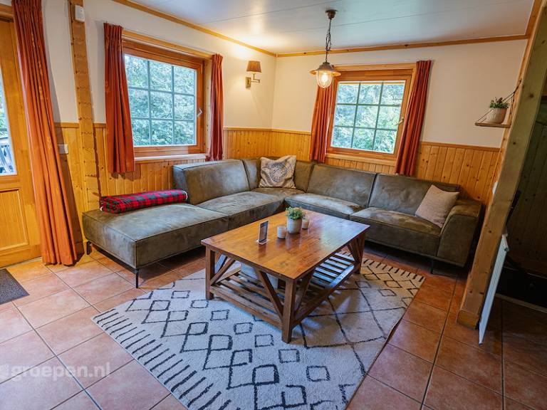 Fully equipped lovely bungalow with yard, patio & sauna | Pet-friendly — photo 5