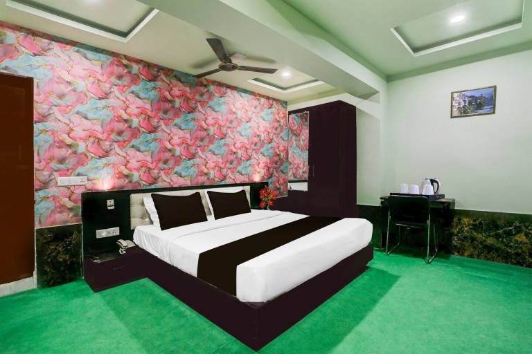 Collection O Vijay Nagar Square Formerly Hotel A5