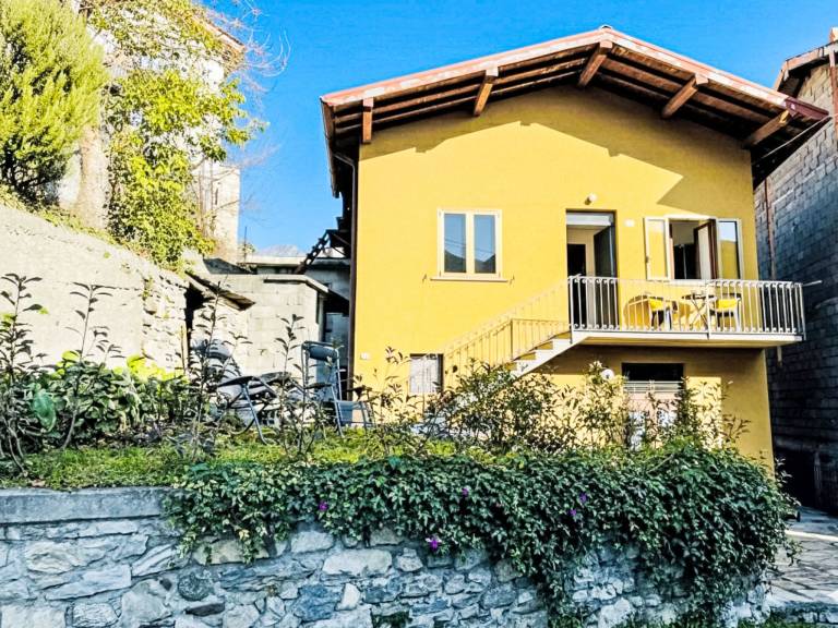 Ferienwohnung in Albonico, Novate Mezzola für max. 2 Personen Ferienwohnung in Albonico, Novate Mezzola für max. 2 Personen