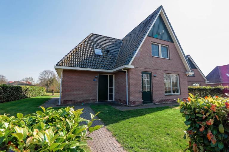 Villa Makkum