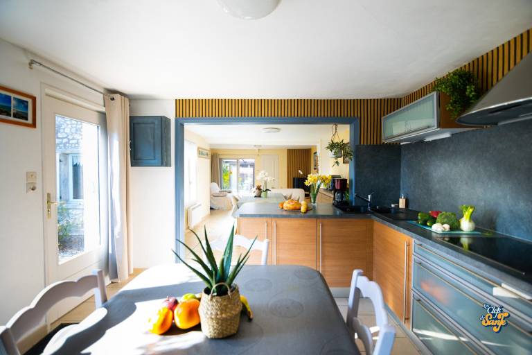 House | Beach nearby | Pet-friendly — photo 3