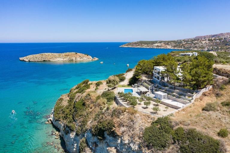 Βίλα Καλύβες