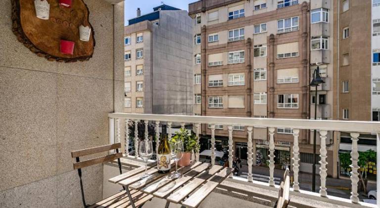 Rental apartment with 3 rooms for 8 persons in Ribadeo
