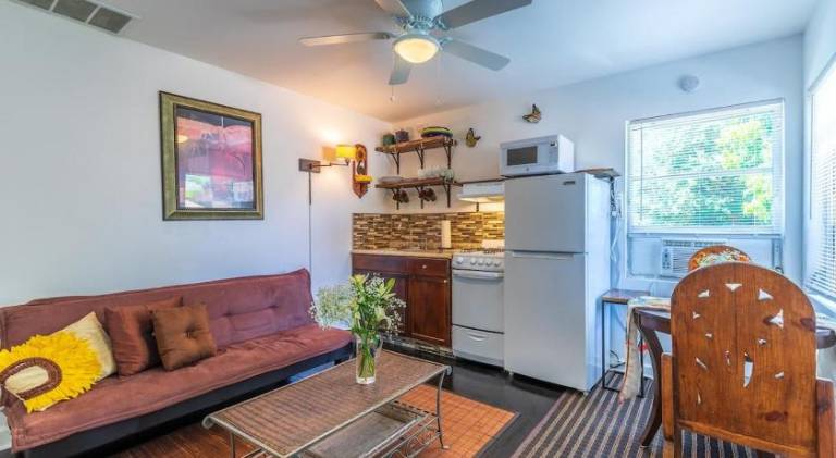 Nice house | Pets are welcome in Sarasota, FL