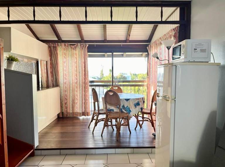 Holiday apartment with pool | Pool view — photo 4