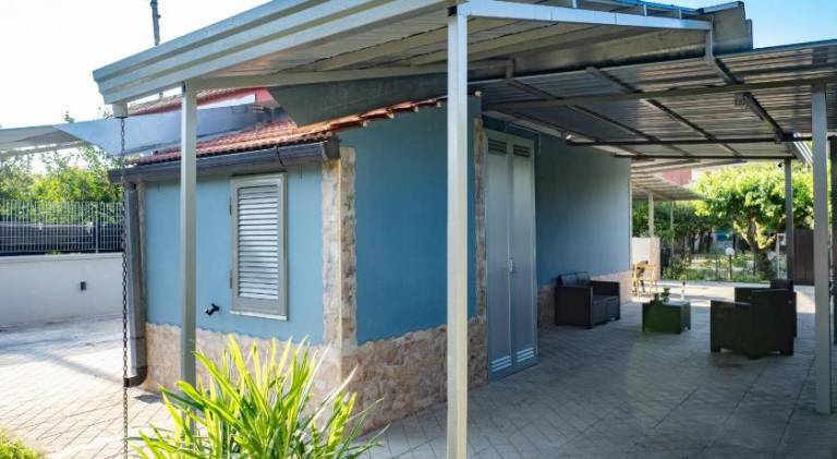 Beautiful vacation home with BBQ, garden & patio | Pets are welcome — photo 4