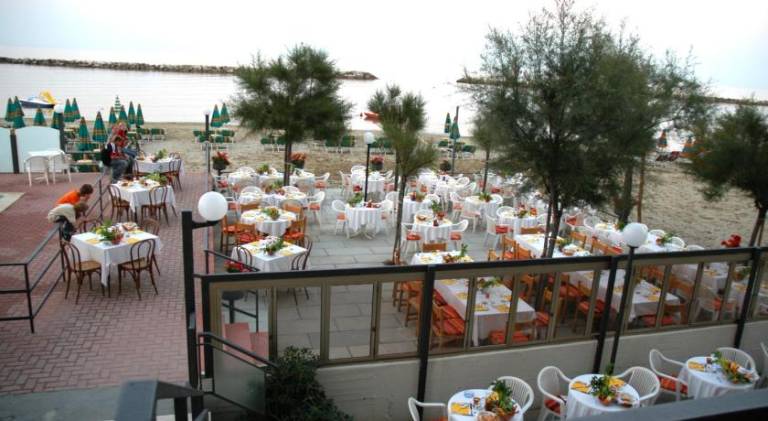 Hotel Apollonia Sea View & Beach Pool — photo 4