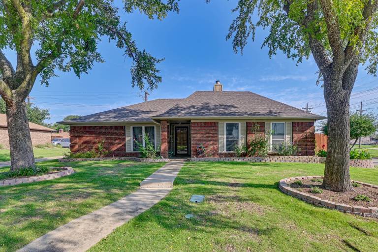 Pet-Friendly Family Home 3 Mi to Lake Lewisville — photo 2
