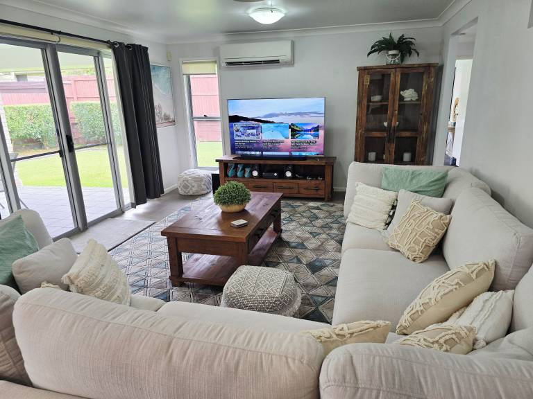 House  MacLeay Island