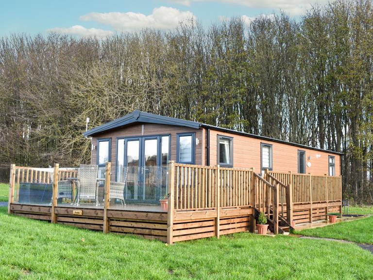 Cottage with yard & patio | River view in Bridlington