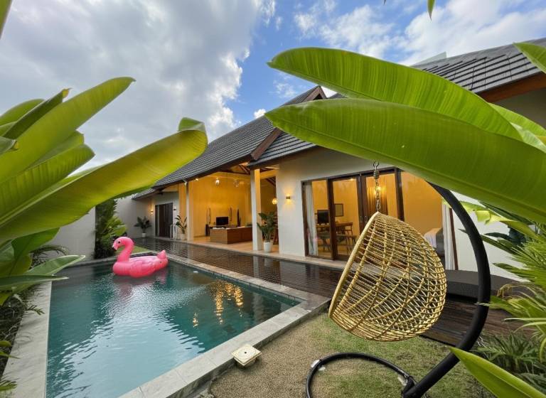 Big villa with private pool, terrace & yard | Suitable for remote work | Pets allowed in Bali