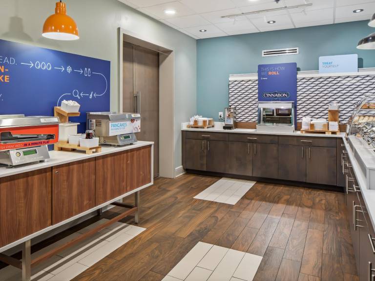 Holiday Inn Express Atlanta Airport-College Park By IHG — photo 5