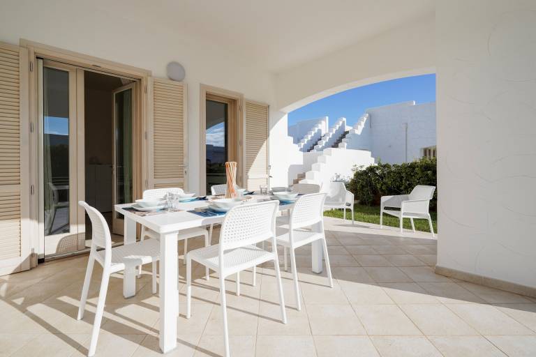 Holiday Home "Villa Terry" with Sea View, Garden & Wi-Fi — photo 3