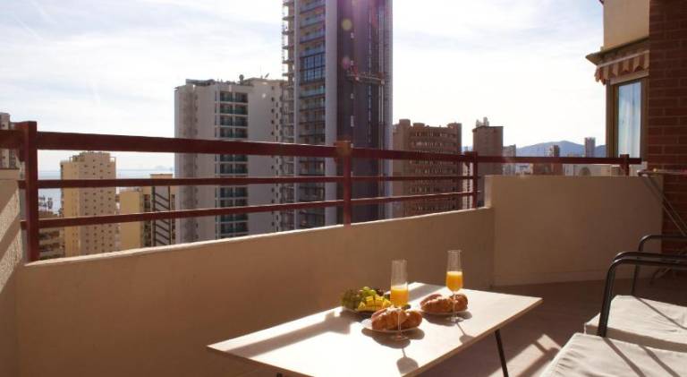 Rental apartment with pool in Benidorm