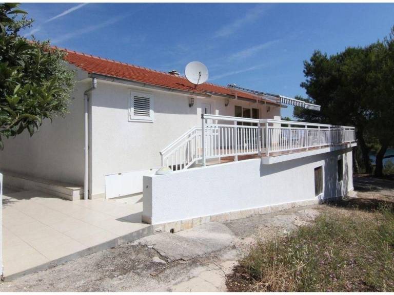Charming house with barbeque, patio & yard | Next to the beach | Pets are welcome — photo 4