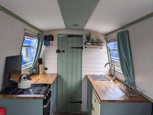 Houseboat Berkhamsted