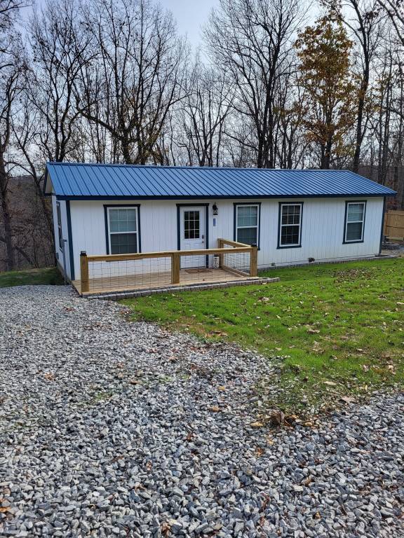 House Nolin Lake