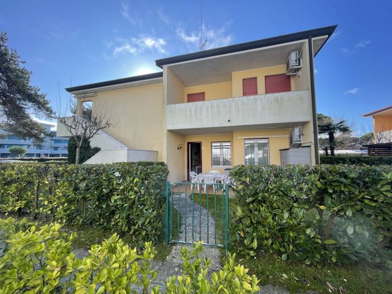 Ferienwohnung mit Pool in Bibione, Adriaküste (Venetien) f&uuml;r max. 4 Personen