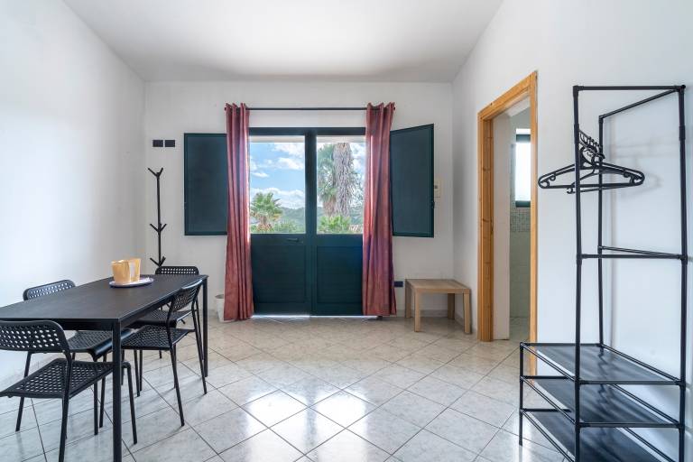 Studio 'Mandarino - Fiumara Val Di Noto' with Mountain View, Wi-Fi and Air Conditioning — photo 2