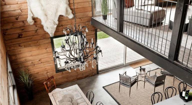 250 m&sup2; Villa