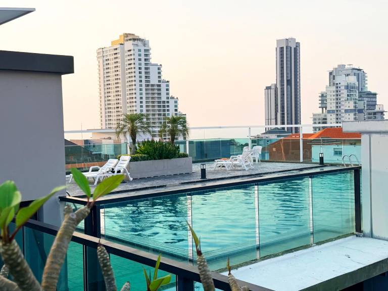 Phra Tamnak Hill Apartments — photo 3