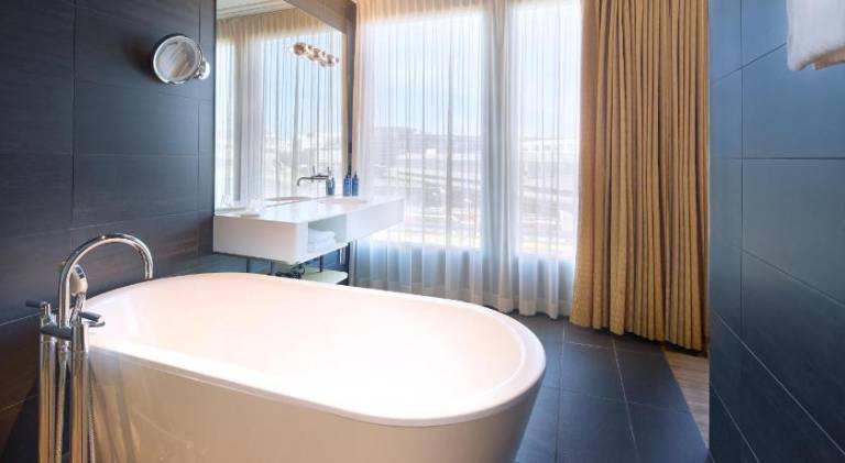 Radisson Blu Hotel, Lucerne — photo 2