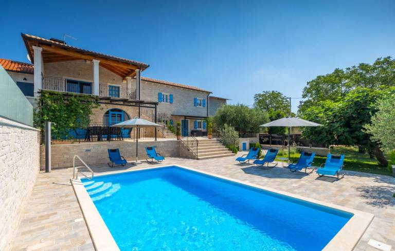 Vila Sveta Lucija