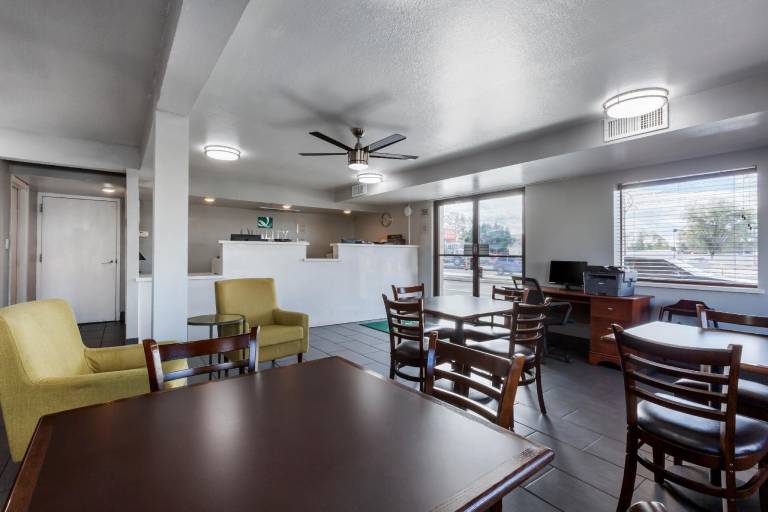 SureStay by Best Western Mesa Downtown Area — photo 4