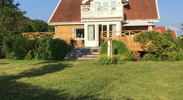 Villa with 5 rooms for 9 persons in Gothenburg