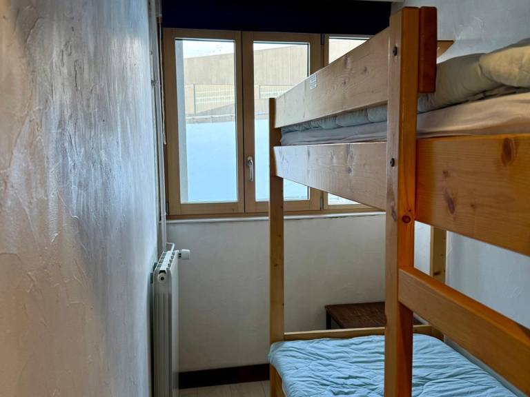 Luxury 2-room, ski-in/ski-out, south/west balcony, free Wifi — photo 5
