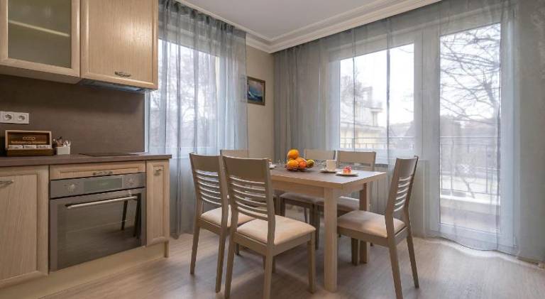 Beautiful holiday apartment with terrace | Close to Alexander Nevsky Cathedral | Pets allowed — photo 4