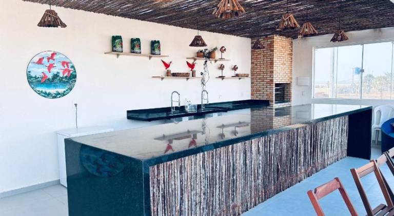 House with pool — photo 3
