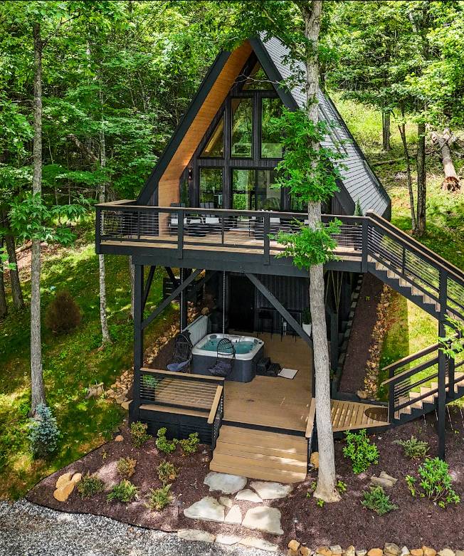 House ∙ 2 Bedrooms ∙ 4 Guests - Boone, NC